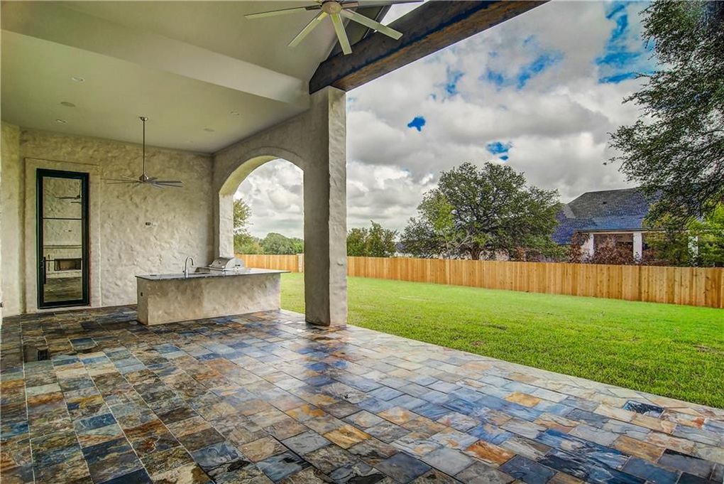 Loera Home Builders custom home