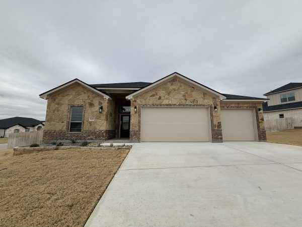 5434 Espiritu Santo, Belton, TX 76513 - Stonewall plan by Carothers Executive Homes