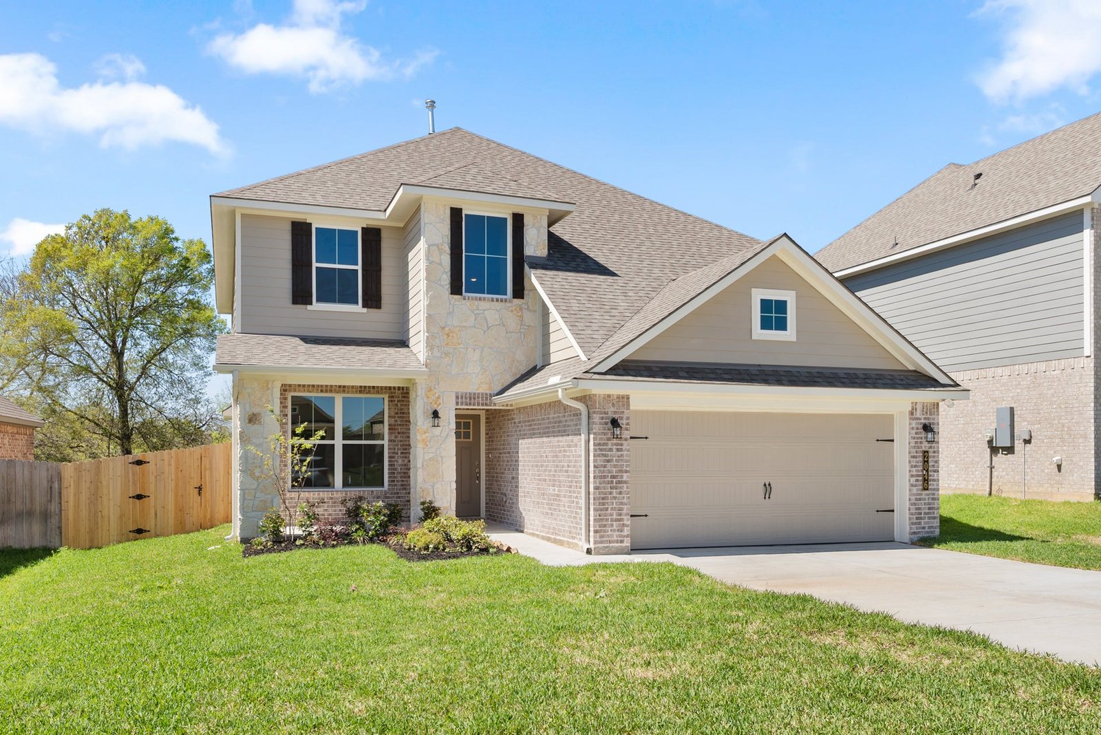 Stylecraft 2516-1 plan at 2014 Mercer Street, Nolanville, Texas (builder photos — may be representative of plan)