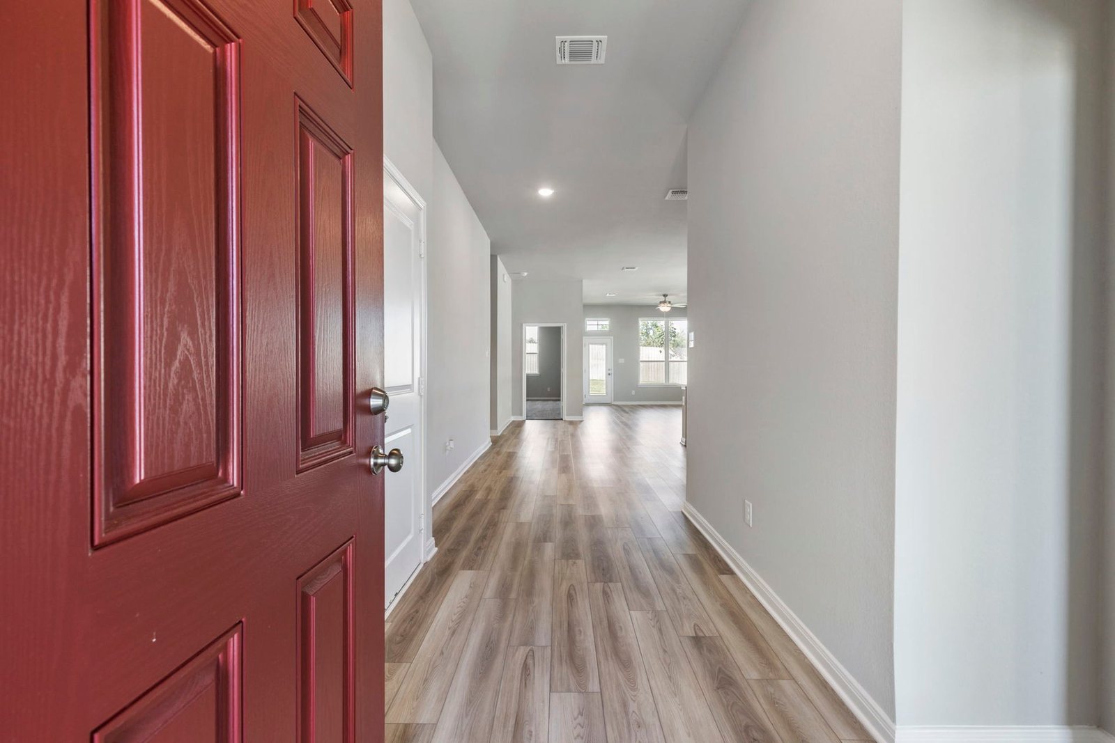 Stylecraft 2082 plan at 247 Gus Loop, Georgetown, Texas (builder photos — may be representative of plan)