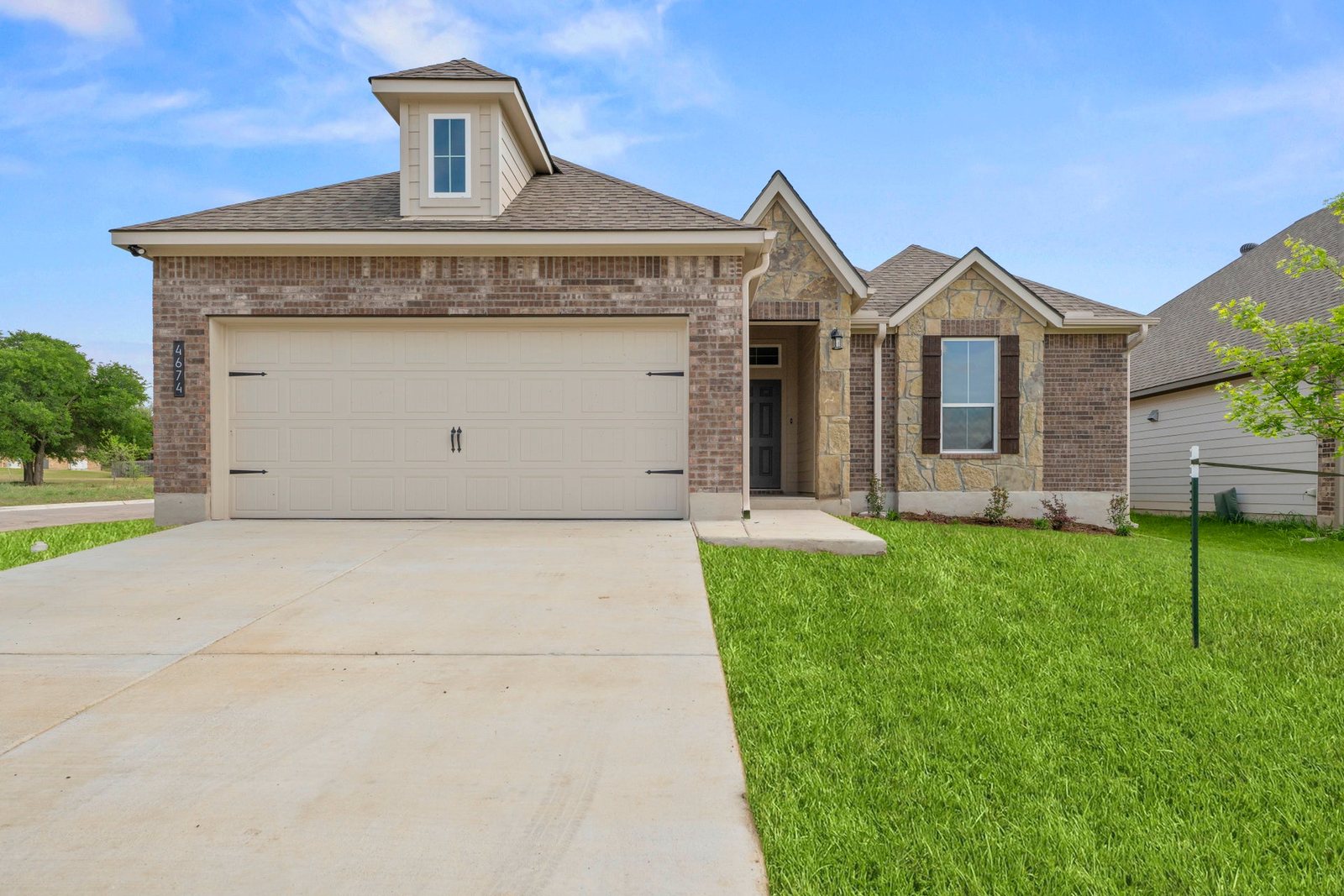 Stylecraft 1651-1 plan at 4674 Allison Drive, Belton, Texas (builder photos — may be representative of plan)