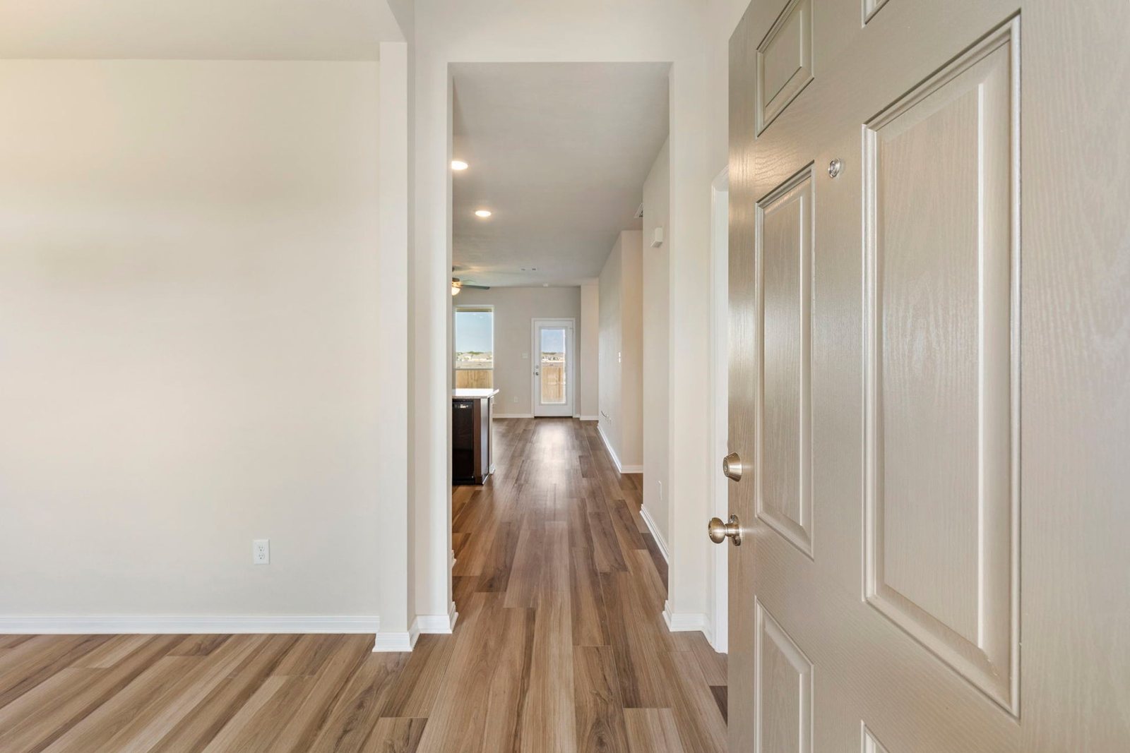 Stylecraft 1443-1 plan at 514 University Avenue, Troy, Texas (builder photos — may be representative of plan)