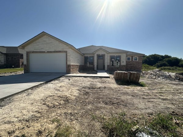 131 Lasso Loop, Lorena, TX 76655 - Riviera Front 2450 plan by Carothers Executive Homes