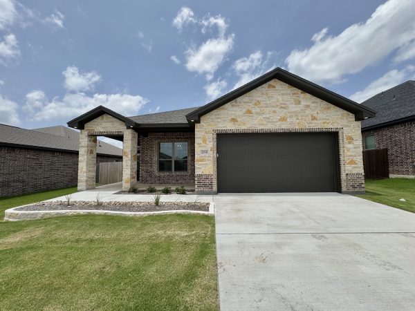 2030 Horse Cane, Temple, TX 76502 - Wimberley plan by Carothers Executive Homes