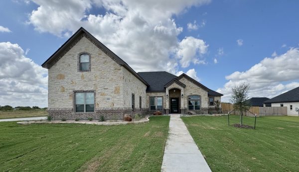 414 Hamer, Salado, TX 76571 - Truman plan by Carothers Executive Homes