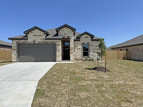 505 Magnolia, Troy, TX 76579 - Bartlett II plan by Carothers Executive Homes